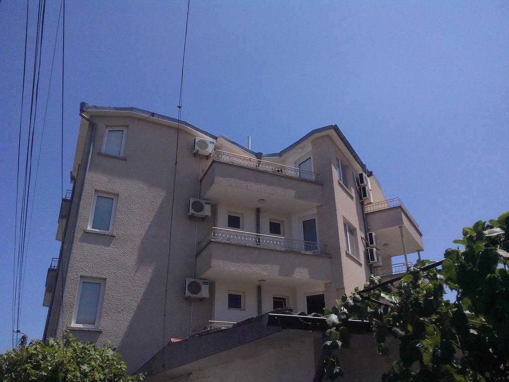 Guest House Krasi Černomorec Exterior foto